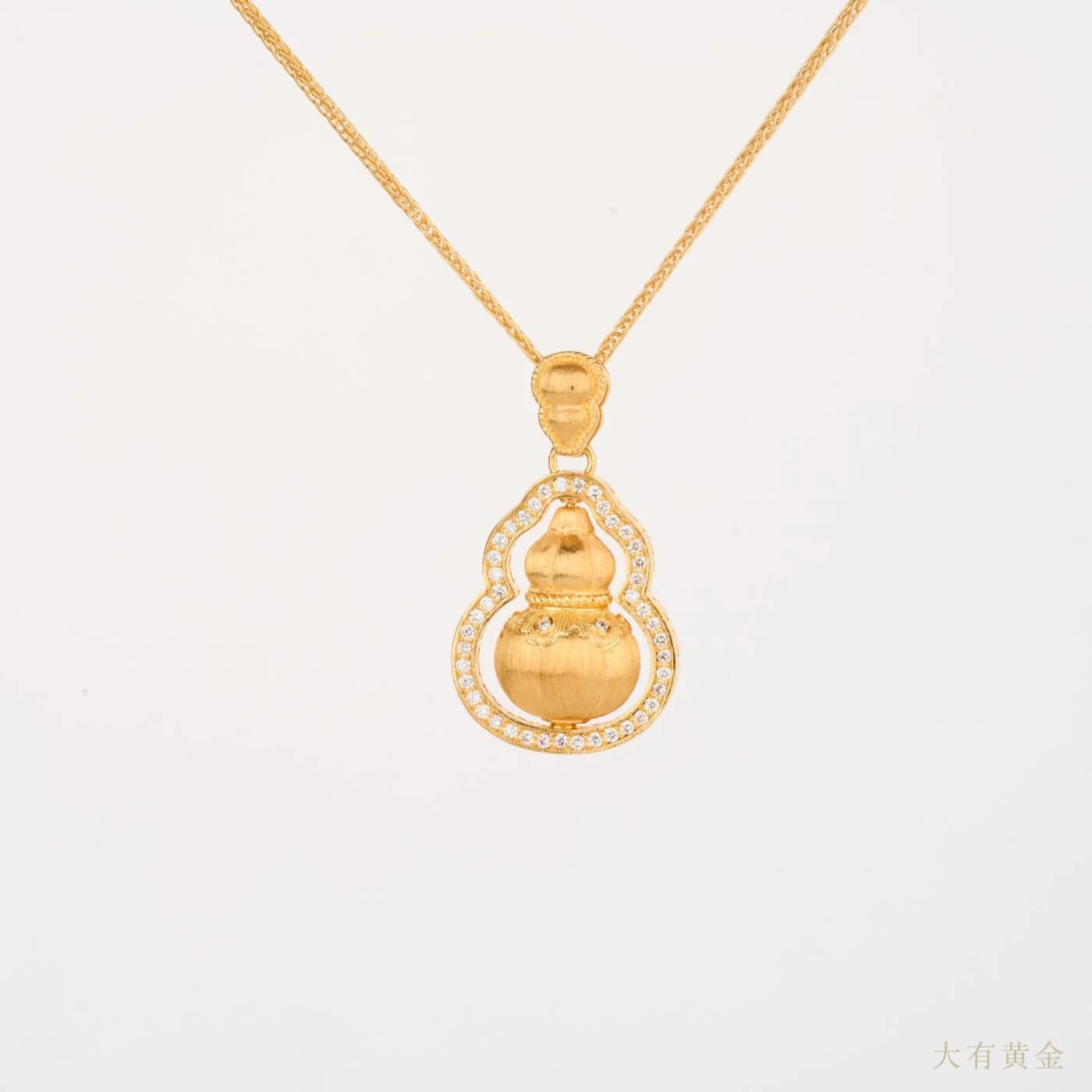 古法金旋转葫芦项链